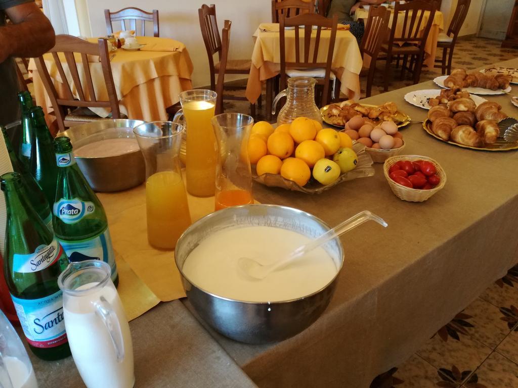 Villa Angela Hotel & Spa Форио Экстерьер фото