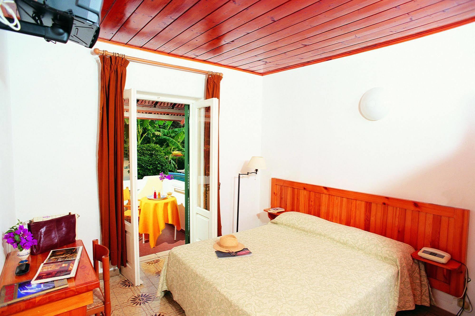 Villa Angela Hotel & Spa Форио Экстерьер фото