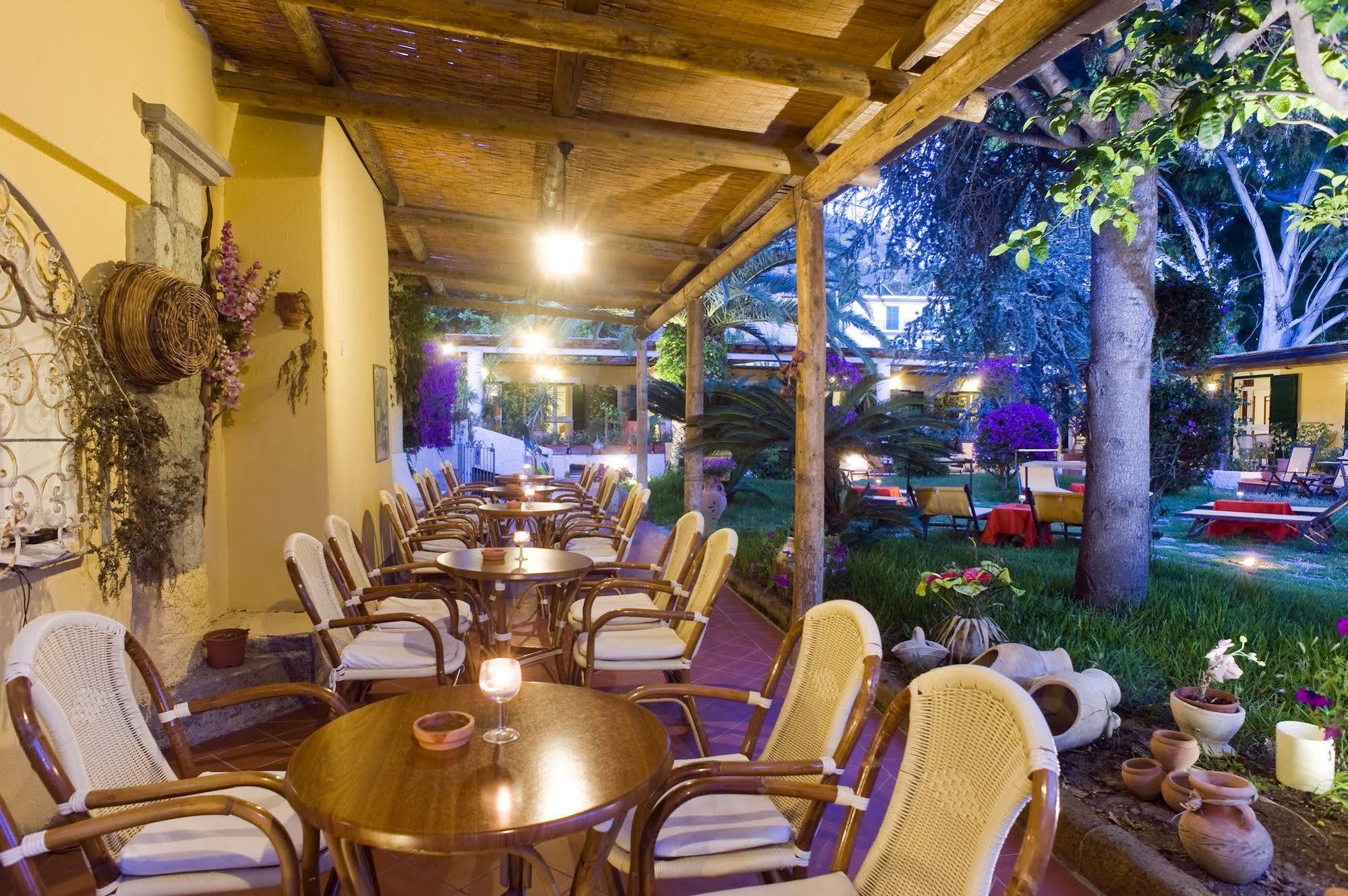 Villa Angela Hotel & Spa Форио Экстерьер фото
